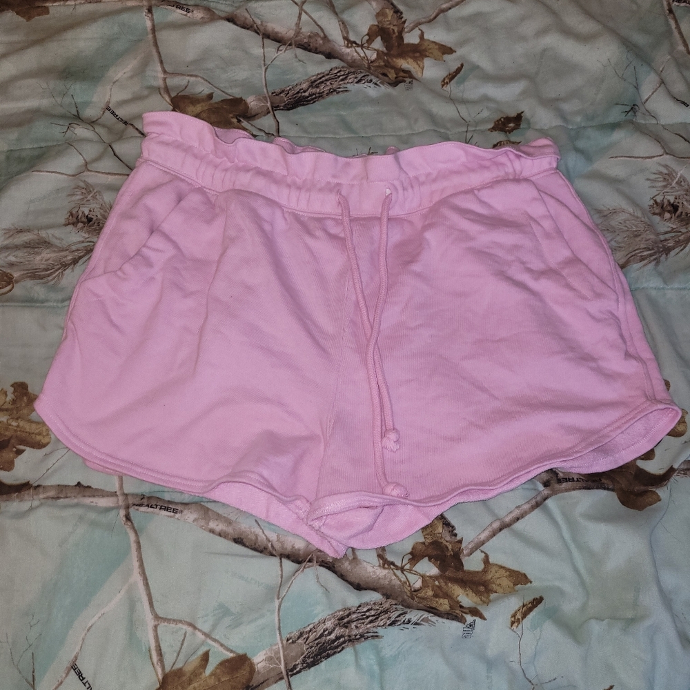 Universal thread lounge shorts Xl